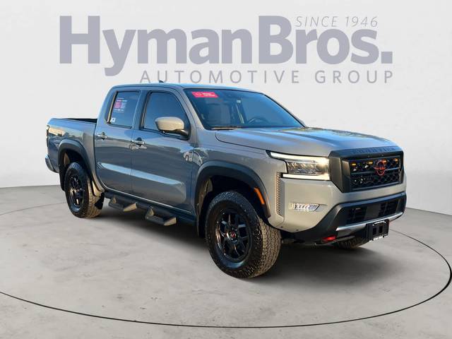 2023 Nissan Frontier PRO-4X 4WD photo