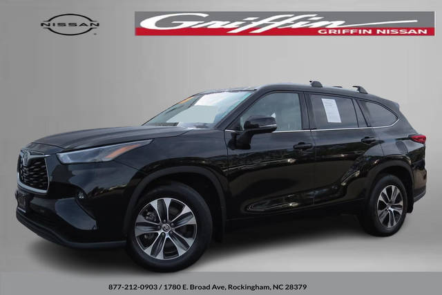2022 Toyota Highlander XLE AWD photo
