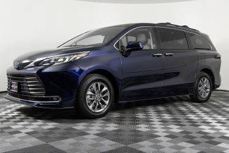 2023 Toyota Sienna XLE AWD photo