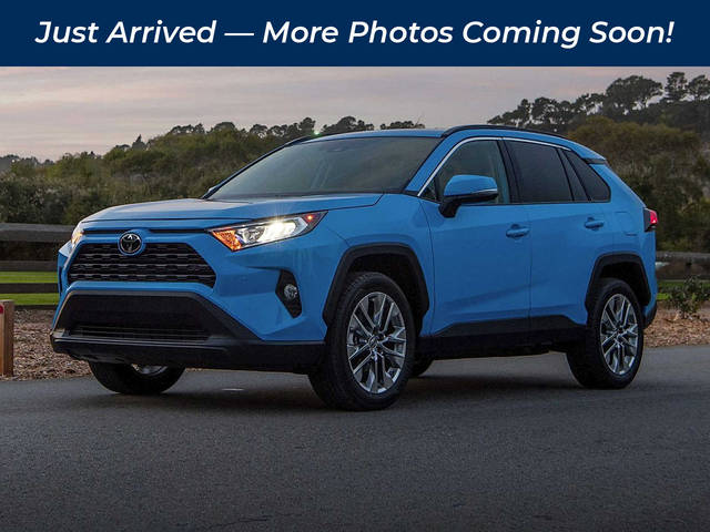 2022 Toyota RAV4 LE AWD photo