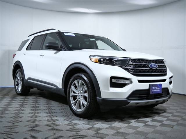 2022 Ford Explorer XLT 4WD photo