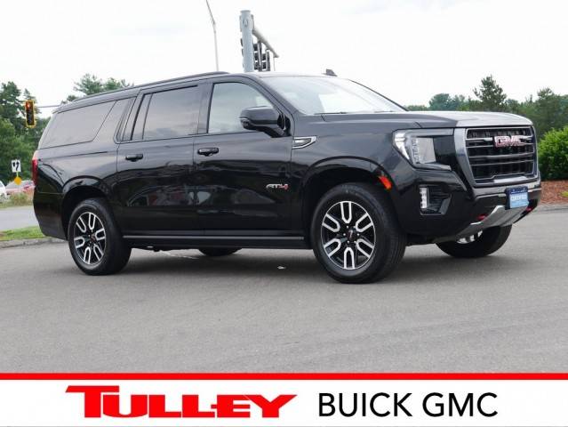 2022 GMC Yukon XL AT4 4WD photo