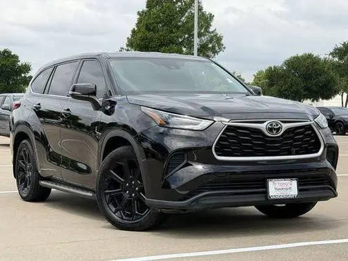 2022 Toyota Highlander L FWD photo