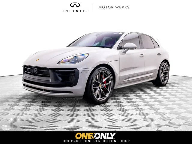 2023 Porsche Macan GTS AWD photo