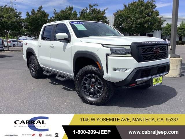 2023 Nissan Frontier PRO-4X 4WD photo