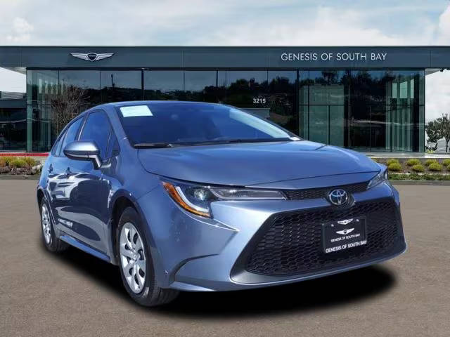 2022 Toyota Corolla LE FWD photo