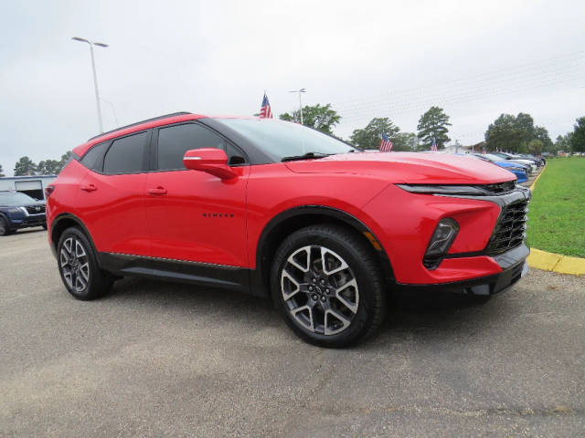 2023 Chevrolet Blazer RS FWD photo