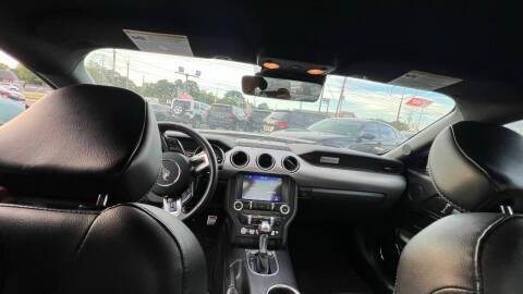 2021 Ford Mustang EcoBoost RWD photo