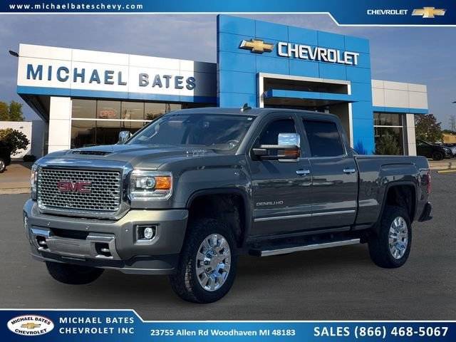2017 GMC Sierra 2500HD Denali 4WD photo