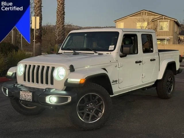 2021 Jeep Gladiator Overland 4WD photo