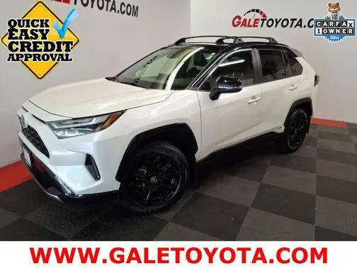 2022 Toyota RAV4 Hybrid XSE AWD photo