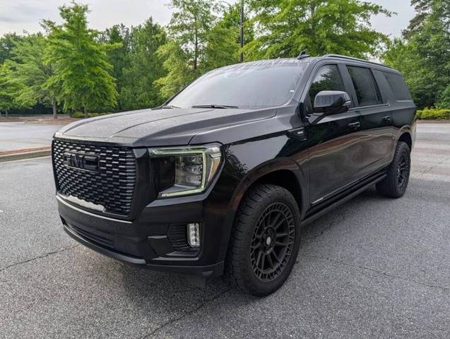 2023 GMC Yukon XL Denali 4WD photo