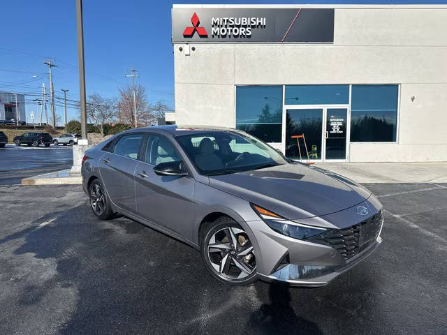 2023 Hyundai Elantra Limited FWD photo