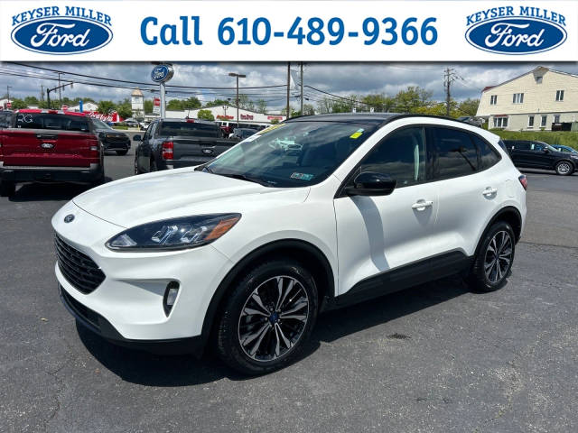 2022 Ford Escape SEL AWD photo