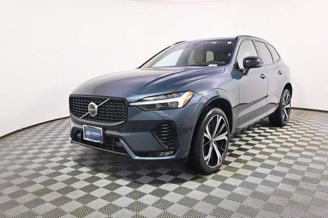 2023 Volvo XC60 Ultimate Dark Theme AWD photo