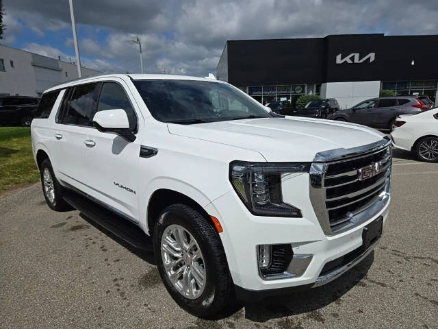 2023 GMC Yukon XL SLT 4WD photo