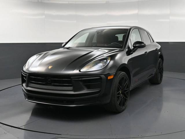 2023 Porsche Macan GTS AWD photo