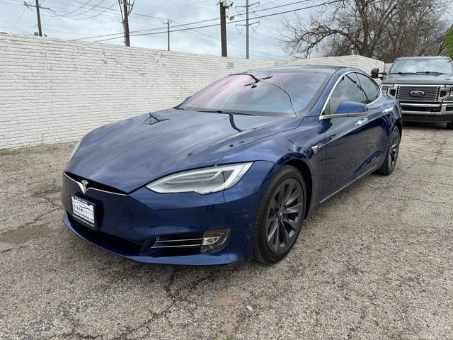 2020 Tesla Model S Long Range AWD photo