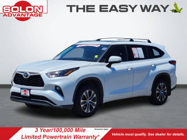2022 Toyota Highlander XLE AWD photo