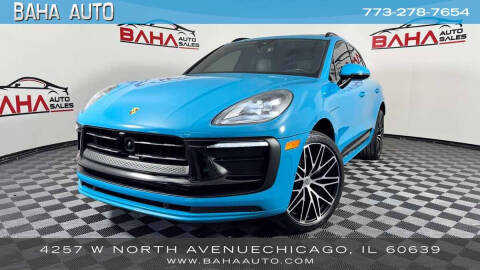 2023 Porsche Macan  AWD photo