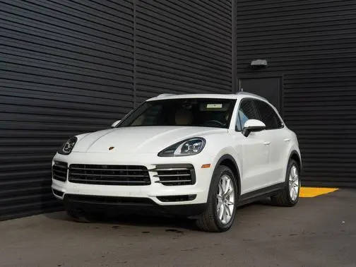 2023 Porsche Cayenne  AWD photo