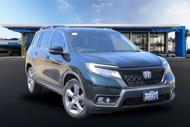2020 Honda Passport Touring FWD photo