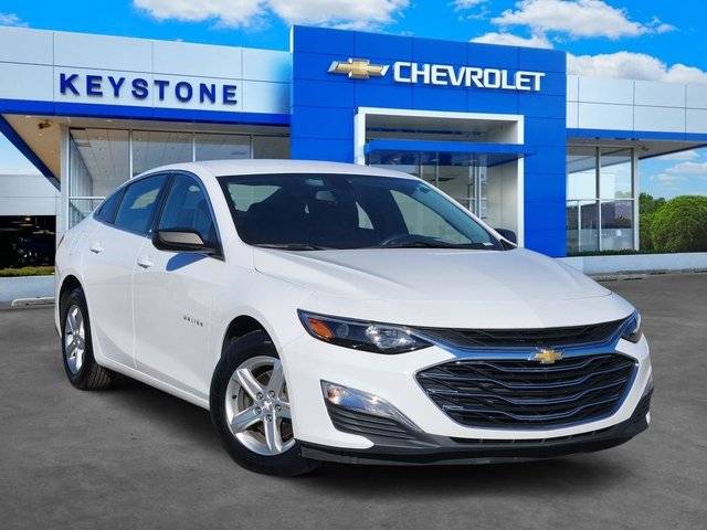 2022 Chevrolet Malibu LS FWD photo