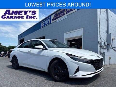 2023 Hyundai Elantra Blue FWD photo