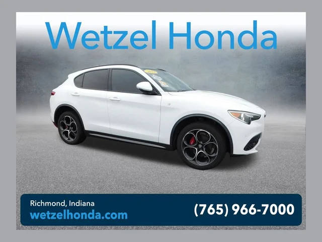 2023 Alfa Romeo Stelvio Ti AWD photo