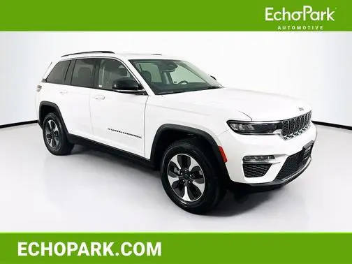2022 Jeep Grand Cherokee  4WD photo