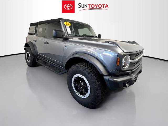 2022 Ford Bronco 4 Door Black Diamond 4WD photo