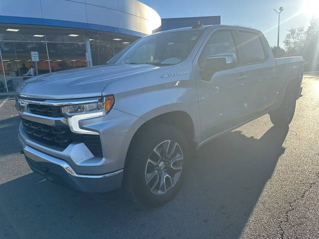 2022 Chevrolet Silverado 1500 LT 4WD photo