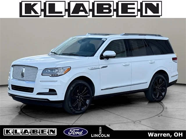 2022 Lincoln Navigator Reserve 4WD photo