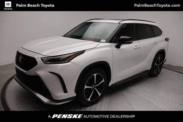 2022 Toyota Highlander XSE FWD photo