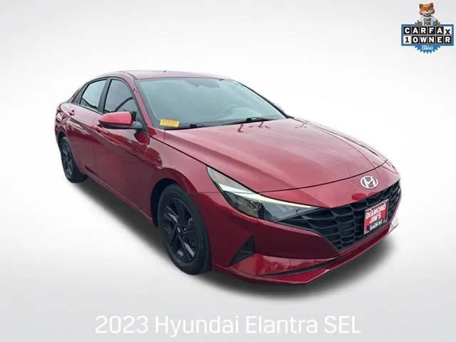 2023 Hyundai Elantra SEL FWD photo