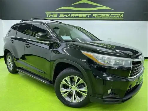 2015 Toyota Highlander XLE FWD photo