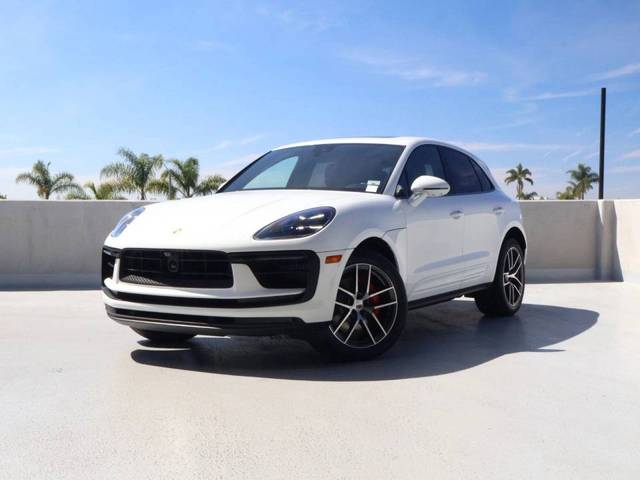 2023 Porsche Macan S AWD photo