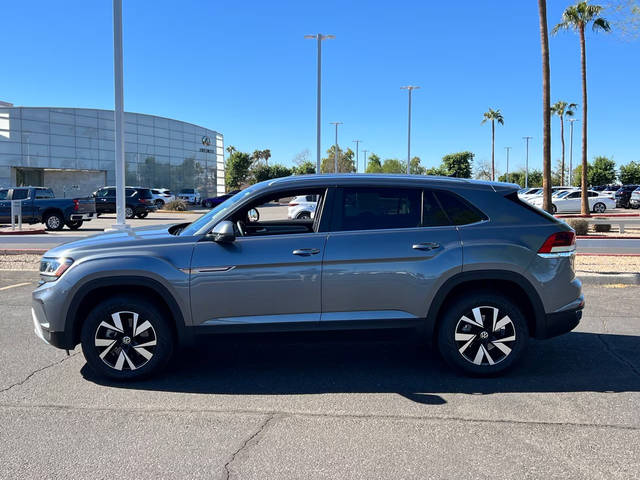 2023 Volkswagen Atlas Cross Sport 2.0T SE FWD photo