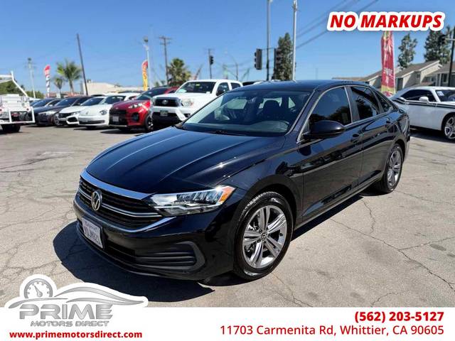2023 Volkswagen Jetta SE FWD photo