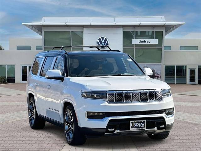 2022 Jeep Grand Wagoneer Series III 4WD photo