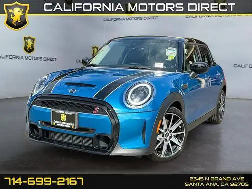 2023 MINI Hardtop 4 Door Cooper S FWD photo