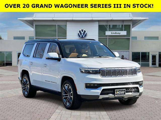 2022 Jeep Grand Wagoneer Series III 4WD photo