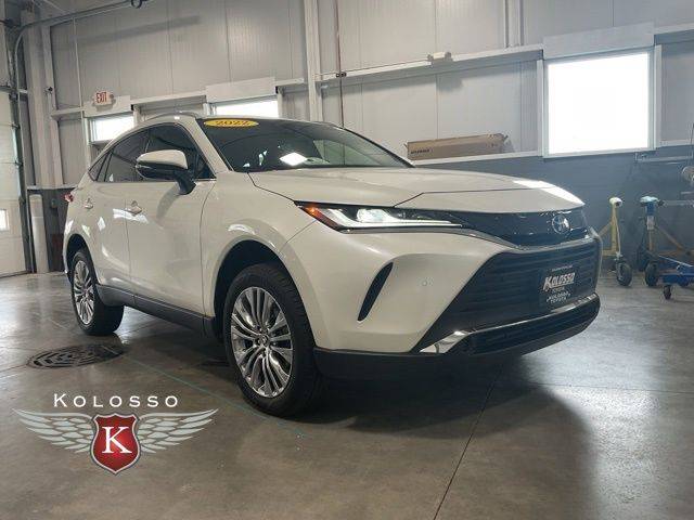 2022 Toyota Venza XLE AWD photo