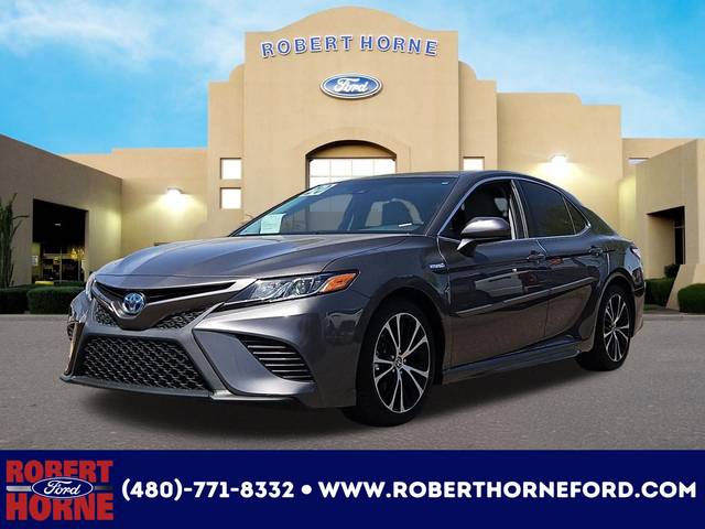 2020 Toyota Camry Hybrid SE FWD photo