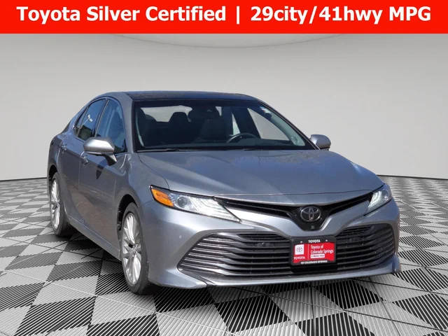 2018 Toyota Camry XLE V6 FWD photo