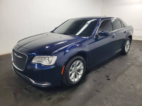 2015 Chrysler 300 Limited RWD photo