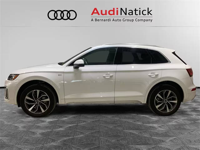 2023 Audi Q5 S line Premium Plus AWD photo