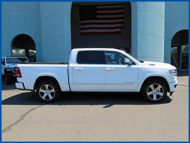 2022 Ram 1500 Limited 4WD photo