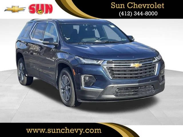 2023 Chevrolet Traverse LT Cloth AWD photo