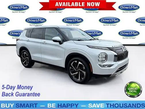 2022 Mitsubishi Outlander SE FWD photo